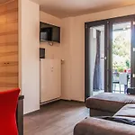 Les Genets 124d By Interhome